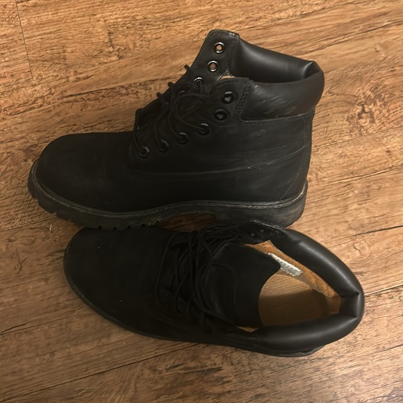 Timberland 6-Inch Premium Waterproof Boot in Black - Picture 2 of 4